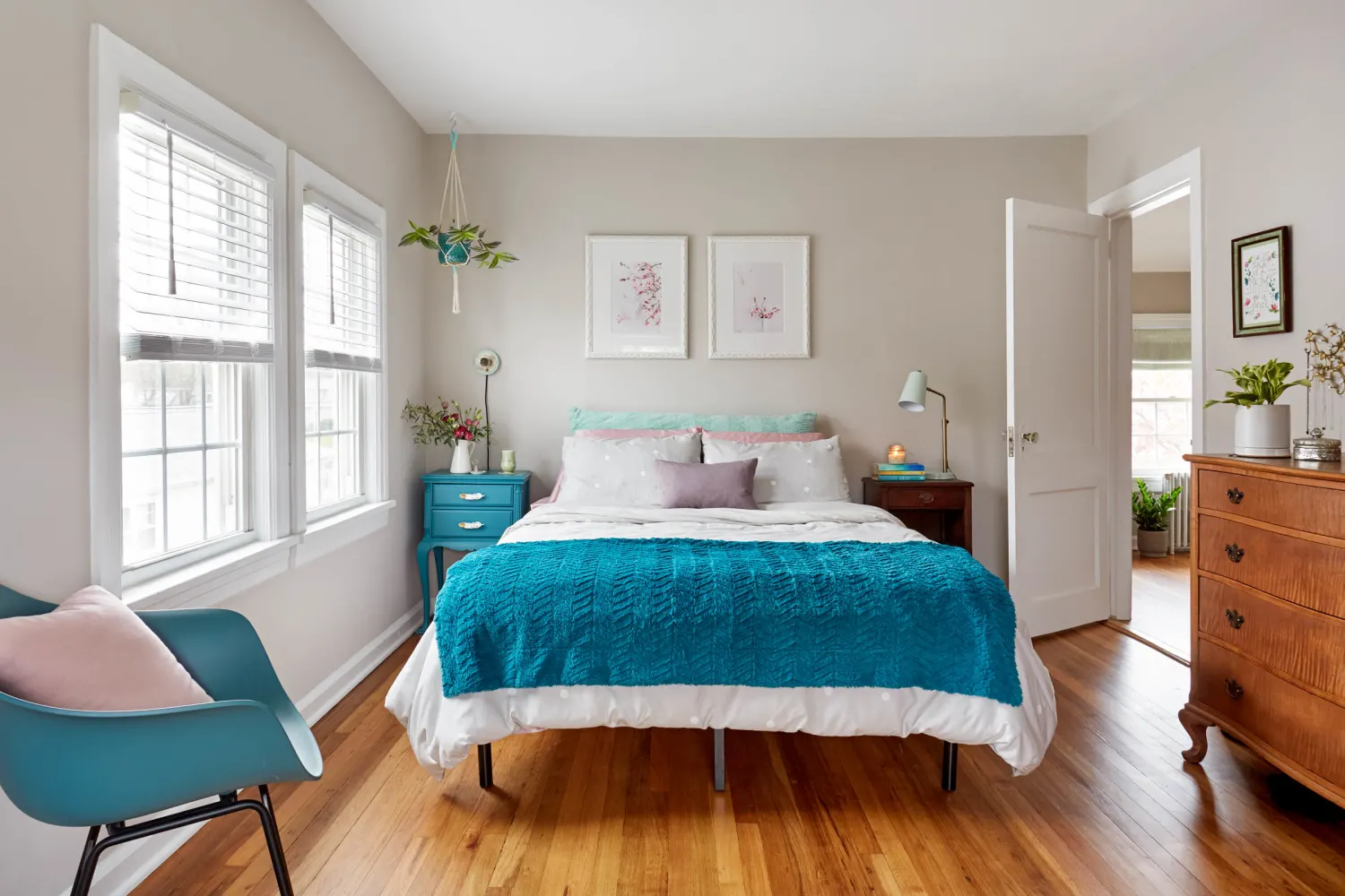 Fresh bedroom